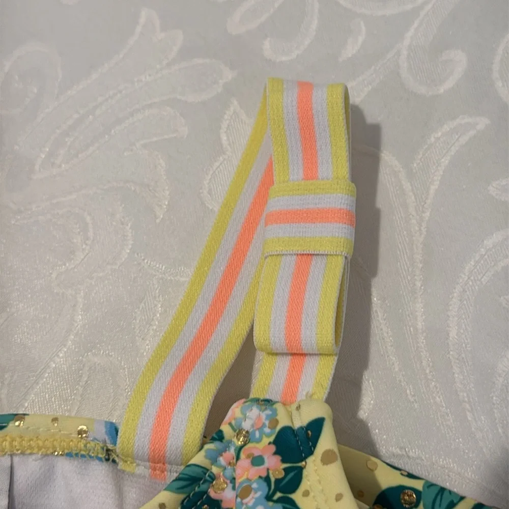 Nicole Miller Kids Floral Ruffle 2 Piece Swim Set  size 6. - Picture 9 of 12